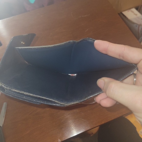 Vintage Louis Vuitton Monogram Patent Vernis Wallet - Picture 3 of 12